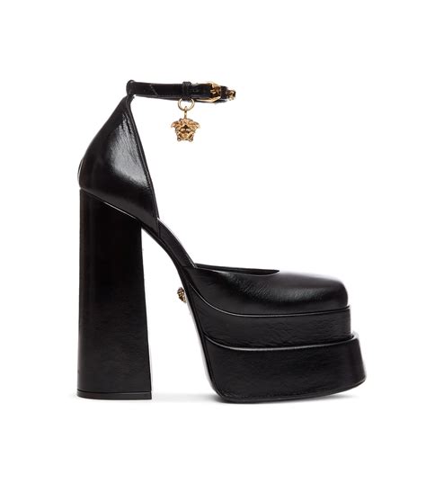 versace tacones plataforma|Zapatos con Plataforma para Mujer .